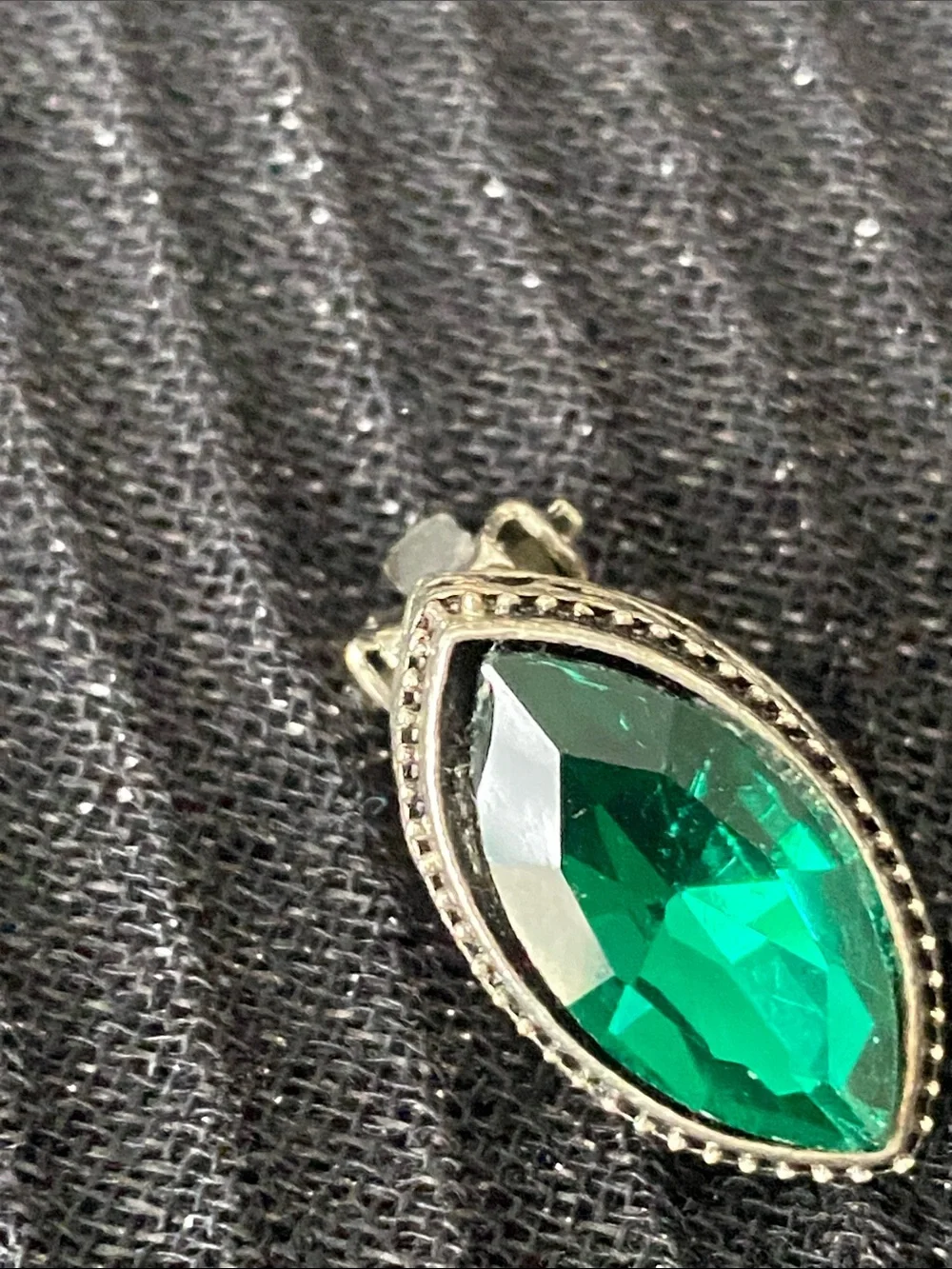 N/A sparkling green